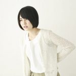 腰痛の女性